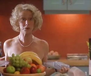 branlette sex avec la belle mere