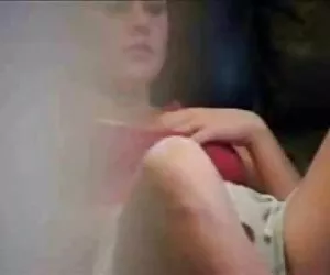 Baisée dans mere et fils porn un tuyau jaune