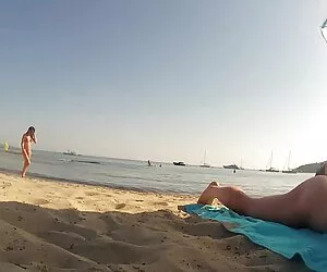 Putain, elle ouvre plus! mere sex fils