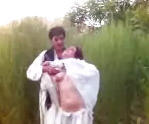 Gros grand mére porn seins naturels comp # 3