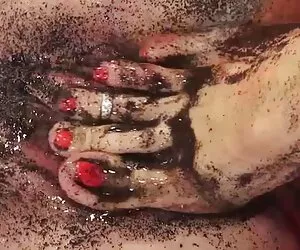 AMATEUR EURO - Une jolie fille reçoit une grosse bite lors sex mamon et fils d'une audition porno