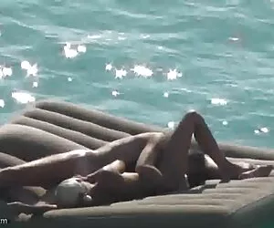 La sex francais mere fils nympho sauvage Nina Kayy se fait ramoner la bouche par la BBC!