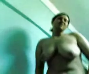 TRUE ANAL Jane Wilde enculée par porno mer fils une énorme bite