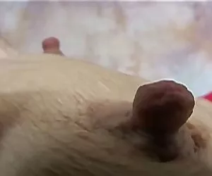 TUSHYRAW Elle avait besoin d'une énorme bite dure pour ouvrir son cul porno avec sa belle mere serré