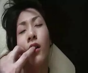 Insertion de grosse salope et baise anale sex avec mamon