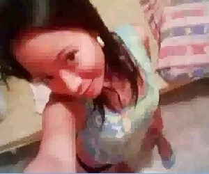 Vrouwtje van een xhamstervriend laat zich vol video sex avec ma mere spuiten