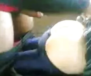 Je vais te pilonner porno mer et fils le cul avec ce strapon